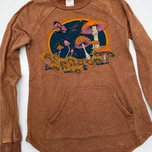 No Boundaries Rust Brown Pullover Sweatshirt with Orange Graphic